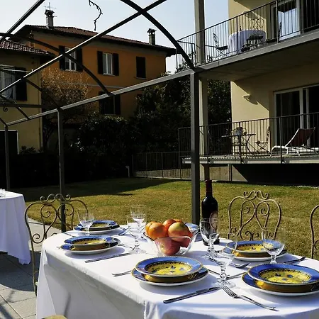Orange - Apt. 4 Apartament Gravedona